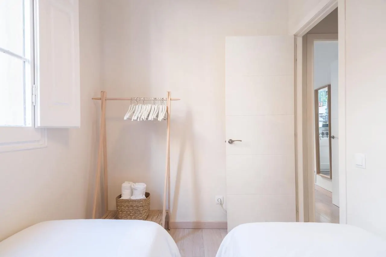 바르셀로나 Light, Cozy Terrace And Local Life In Gracia 아파트 스페인