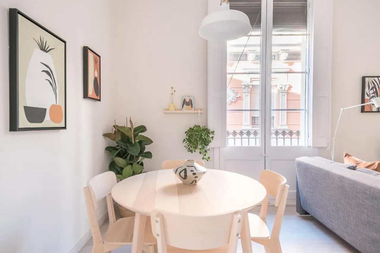 Light, Cozy Terrace And Local Life In Gracia Lägenhet Barcelona 0*,